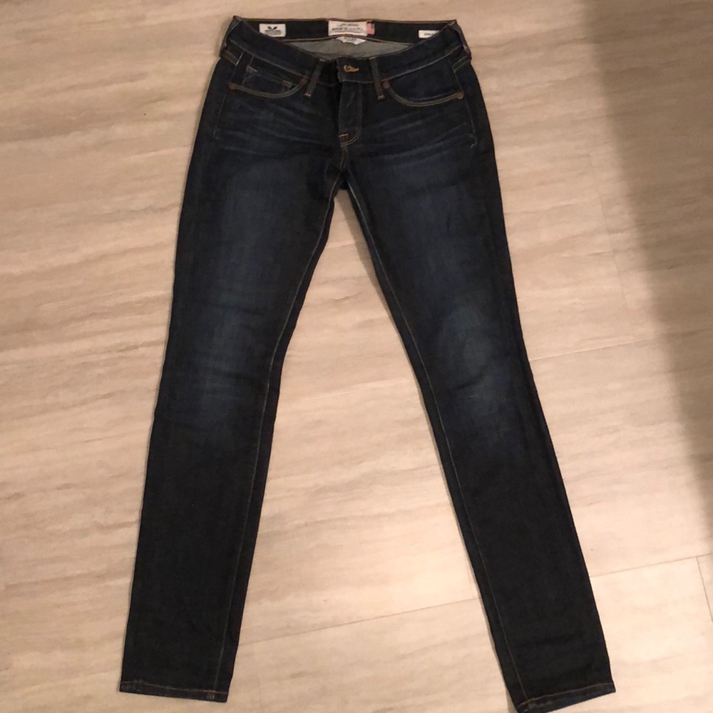 Lucky Brand Charlie Skinny Dark Jean (Size 0/25)